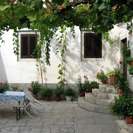 Seaside House Sladjenovici, Dubrovnik - 2163 別荘 スラノ